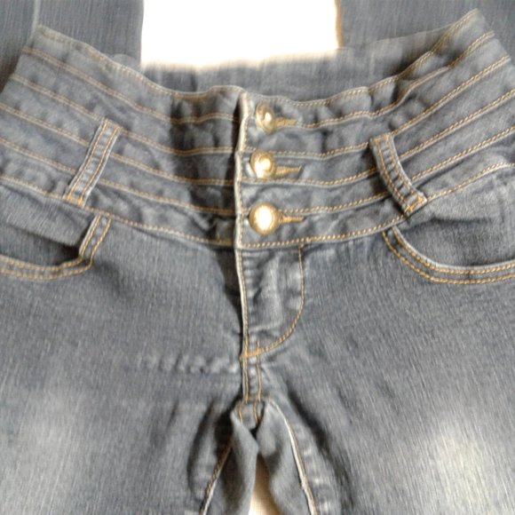 PREMIUM DENIM JEANS Size 3' - Picture 5 of 10